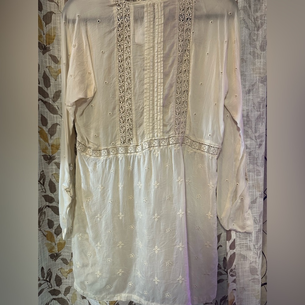 Johnny Was blouse 100% Cupra Rayon machine washable